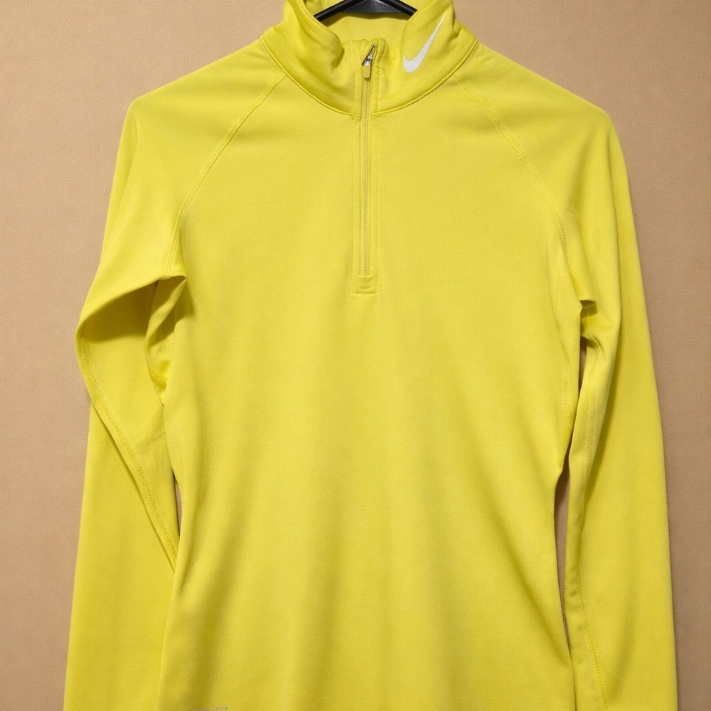 Nike Pro Combat Dri-Fit Therma Fit 1/2 Zip Jacket Womens Medium Fitted Thumbhole